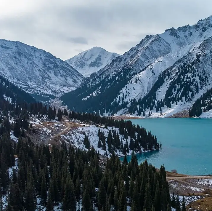 Горный пейзаж — travel-фотография